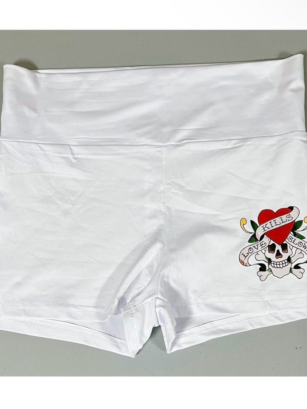 Ed Hardy White ‘Love Kills Slowly’ Skull Graphic Y2K Fold Over Shorts Size S 🌹✨